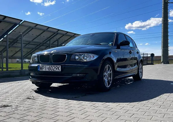 samochody osobowe BMW Seria 1 cena 19200 przebieg: 185000, rok produkcji 2010 z Piaseczno